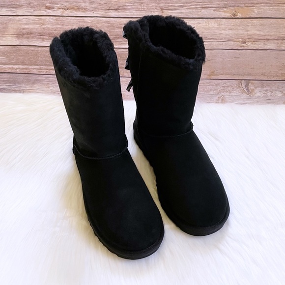 UGG Bailey Bow Diagonal Stripes Black Boots - Picture 4 of 9